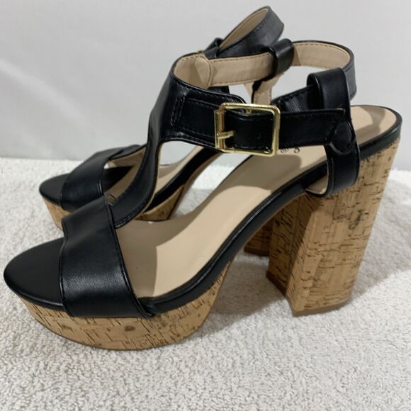 Quipd Open Toe Platform Womens Black Heels Size 7 Strappy Sandals - Picture 2 of 6